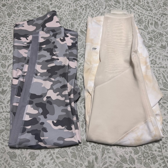 Fabletics PowerHold both size small - Picture 2 of 8